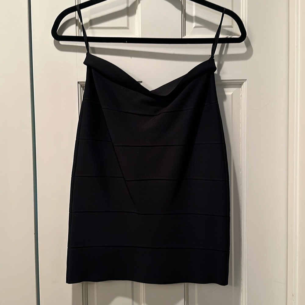 BCBGmaxazria - bandage skirt size M - black - like new - great fit